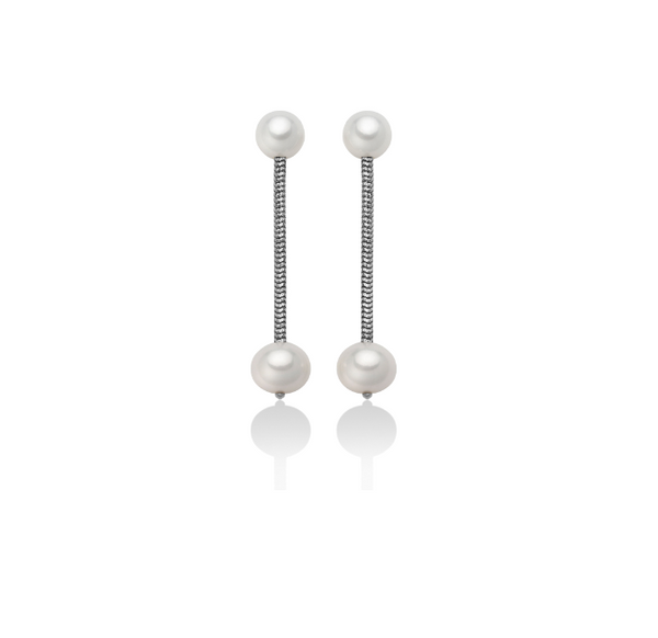 Orecchini Pendenti in Argento con Perle.